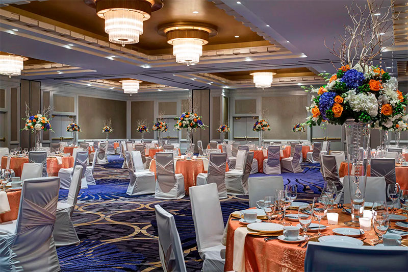 Luxury-Hotel-Ballroom-Setup-for-Wedding-or-Gala-Dinner